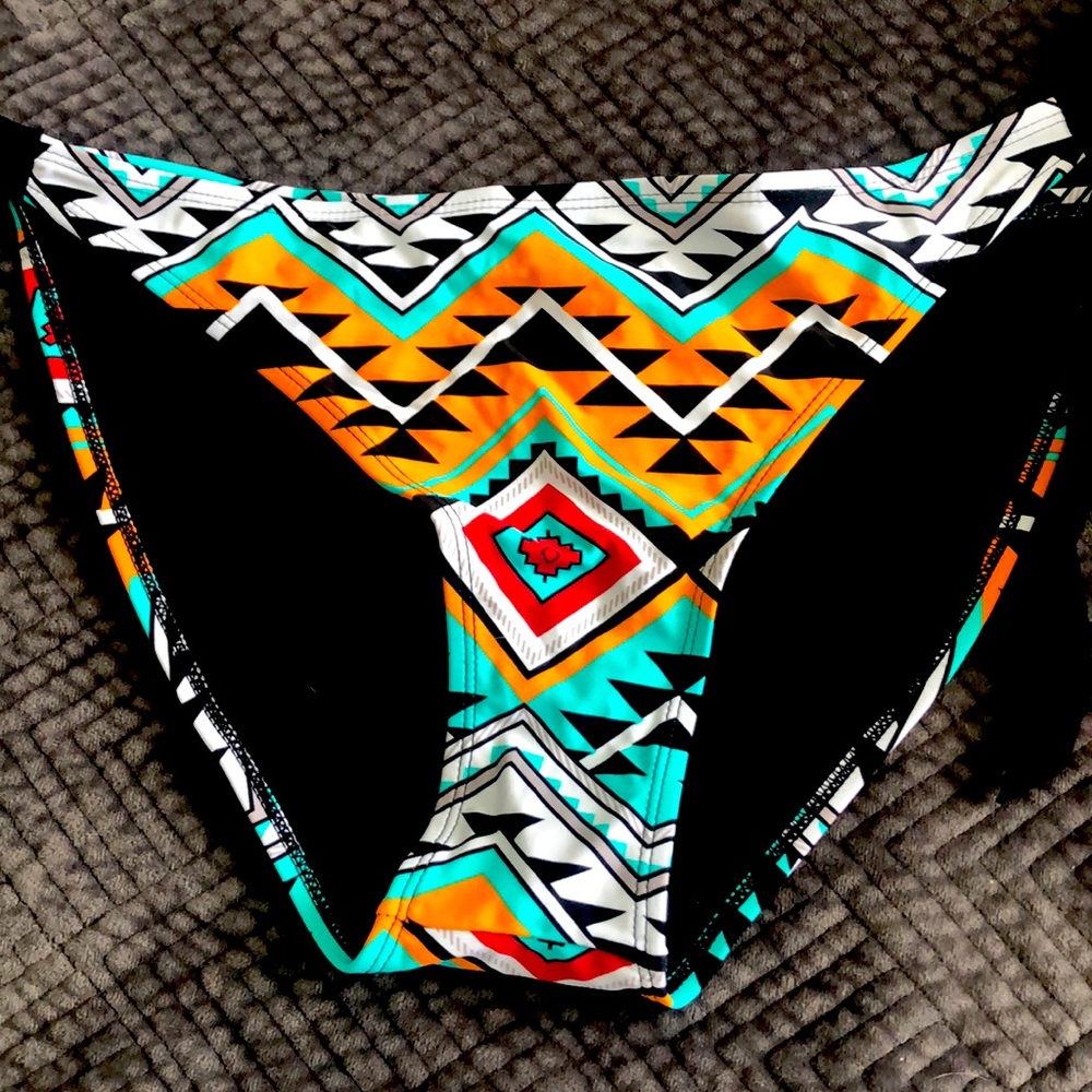 Colorful bikini bottoms never worn
